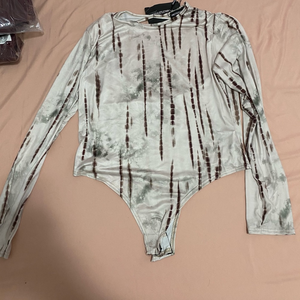 Open back body suit
